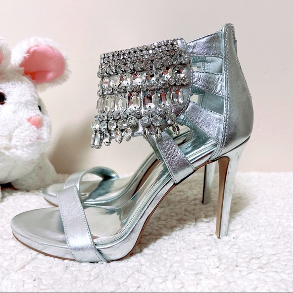 Brand New Silver Color Party & Evening Shoes - Size 6.5M - Picture 3 of 6
